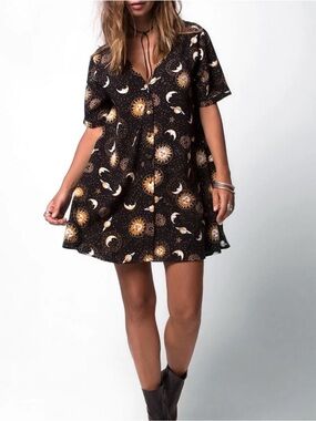 motel rocks black daisy dress MOTEL ROCKS THALIA BABYDOLL DRESS IN 90'S DAISY BLACK AND WHITE